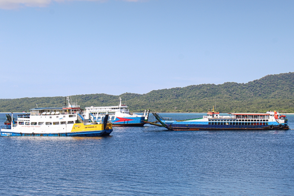 kapal feri tenggelam