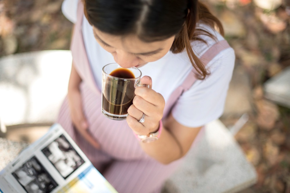 ibu hamil minum kopi