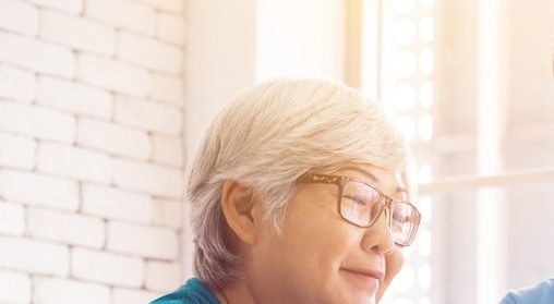 Jurus Mudah Mencari Asuransi yang Tepat untuk Orang Tua