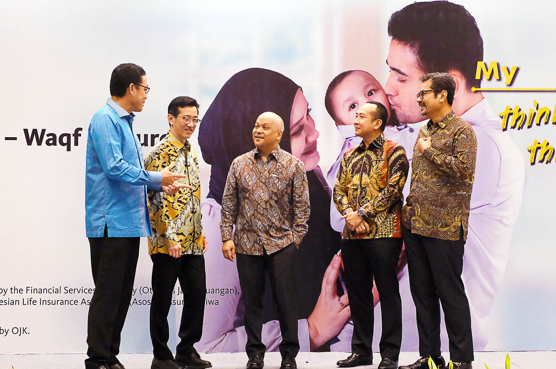 Allianz Indonesia & Maybank Indonesia Perkenalkan Fitur Wakaf pada Asuransi Jiwa Unit Link Berbasis Syariah