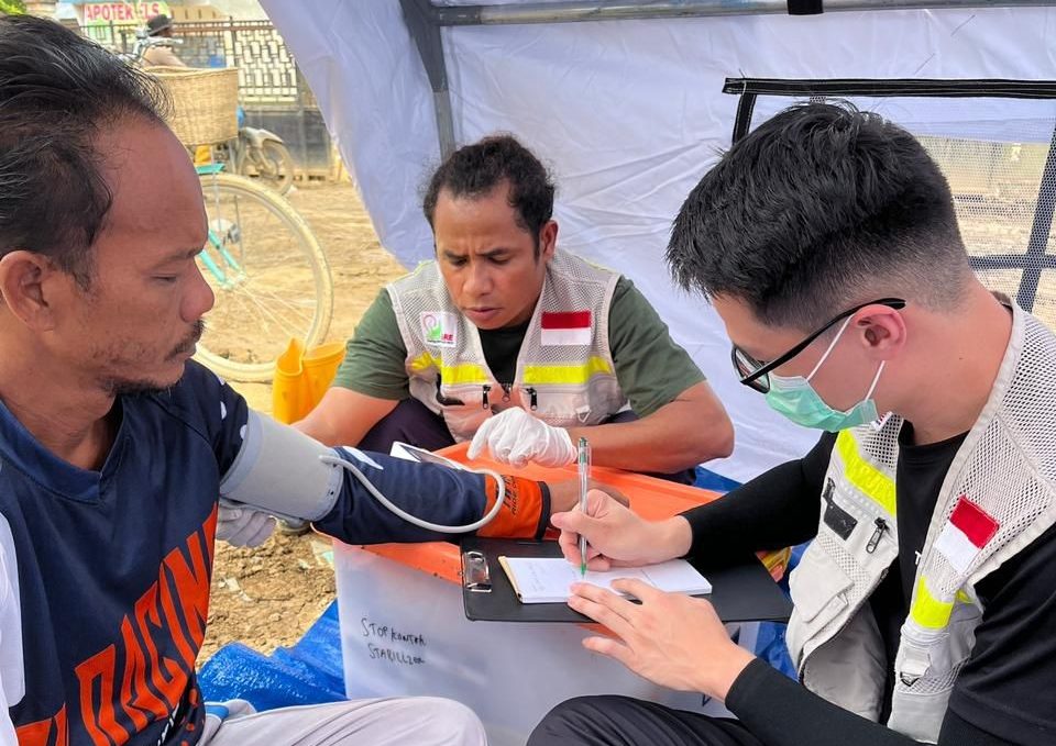 Allianz Indonesia Salurkan Bantuan Darurat dan Dukungan Pemulihan di Sumatra