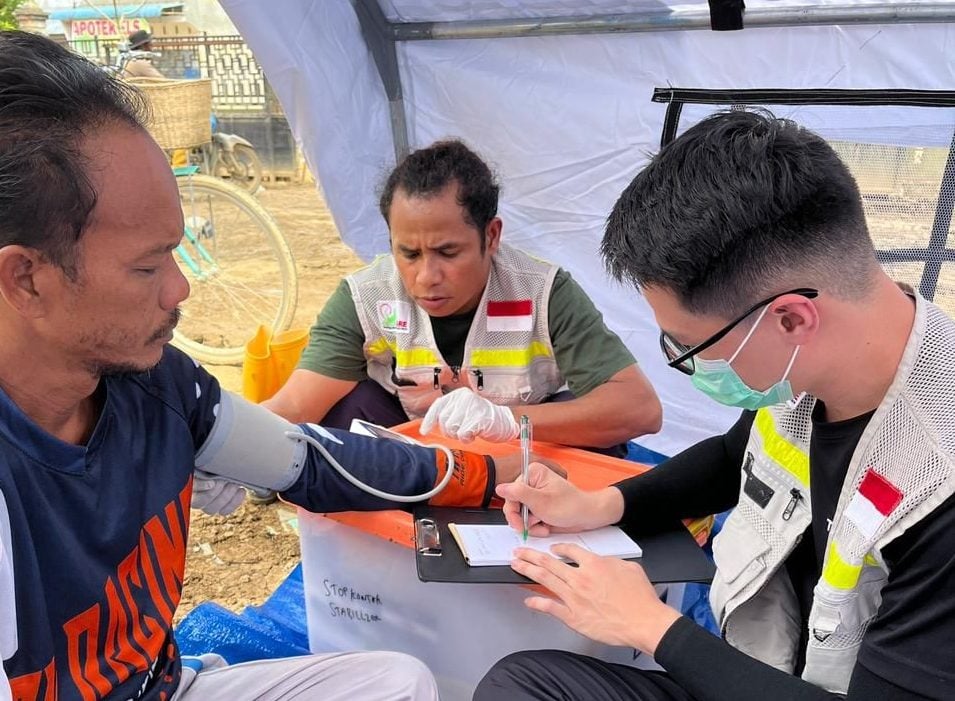 Allianz Indonesia Salurkan Bantuan Darurat dan Dukungan Pemulihan di Sumatra