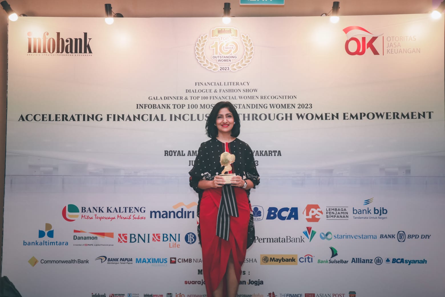 Allianz Utama Indonesia raih Penghargaan dalam Infobank-Isentia Digital Brand Award 2023