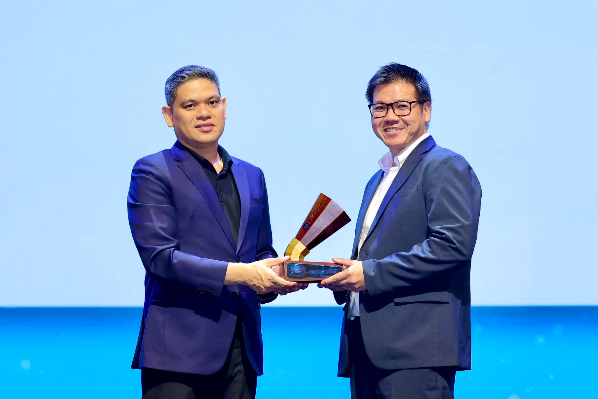 Allianz Utama Raih Penghargaan WOW Brand 2026