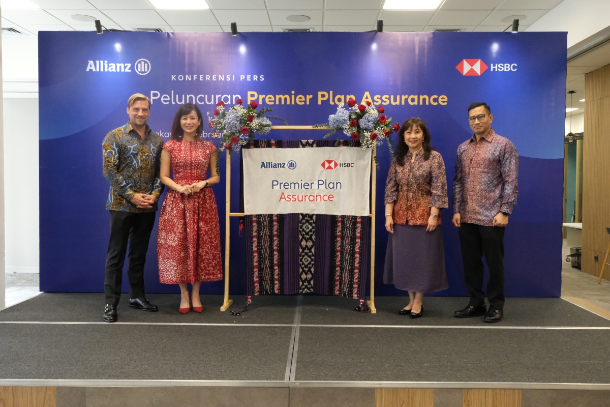 Lanjutkan Semangat “Berbagi Kebaikan yang Menguatkan”, Allianz Syariah Bagikan Asuransi Gratis kepada 1.005 Pekerja DLH Kota Bogor